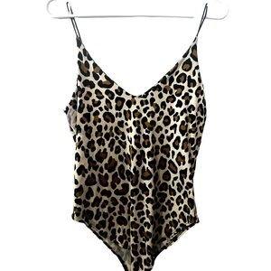 Size med one piece tank